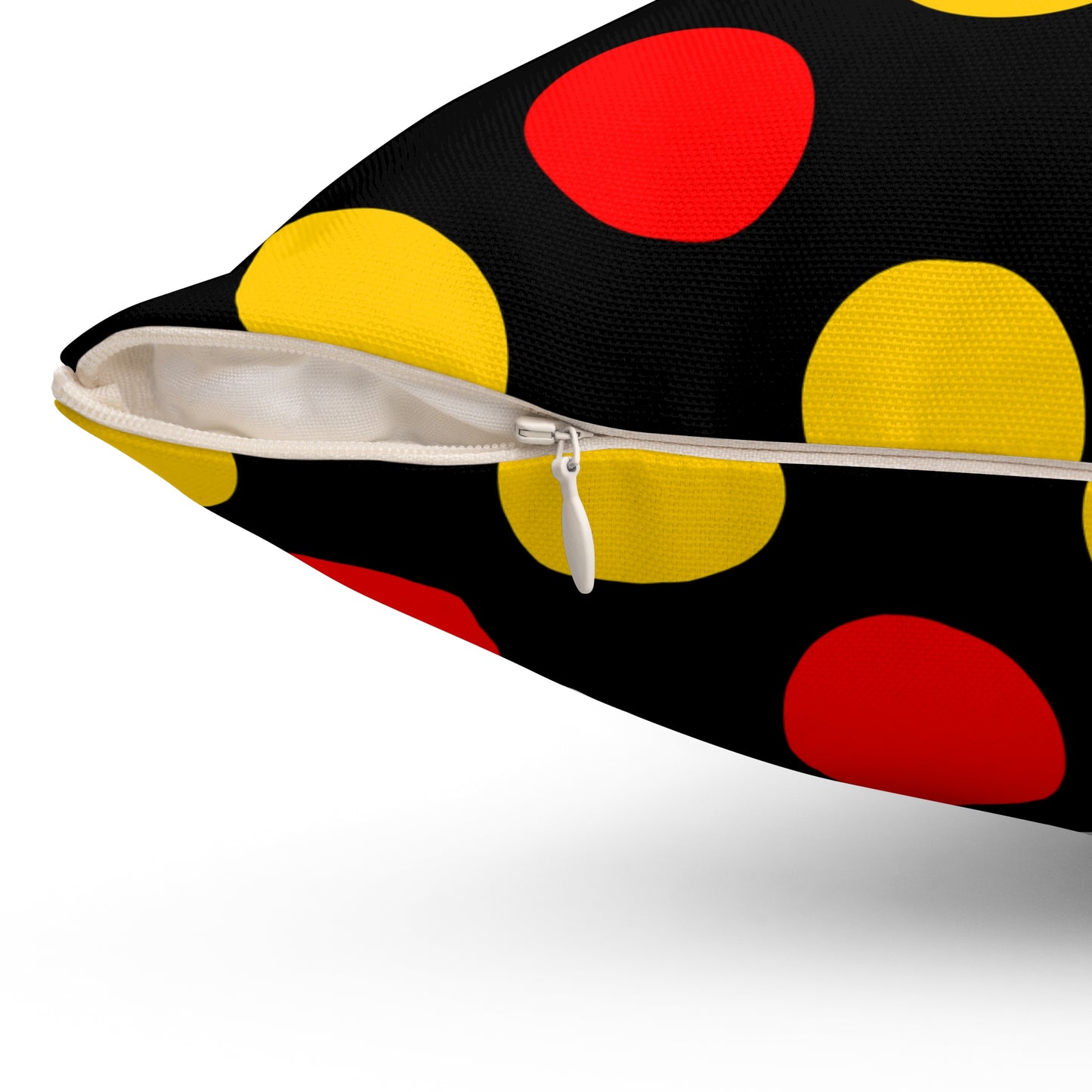 Germany Retro Polka Dots Cushion Pillow