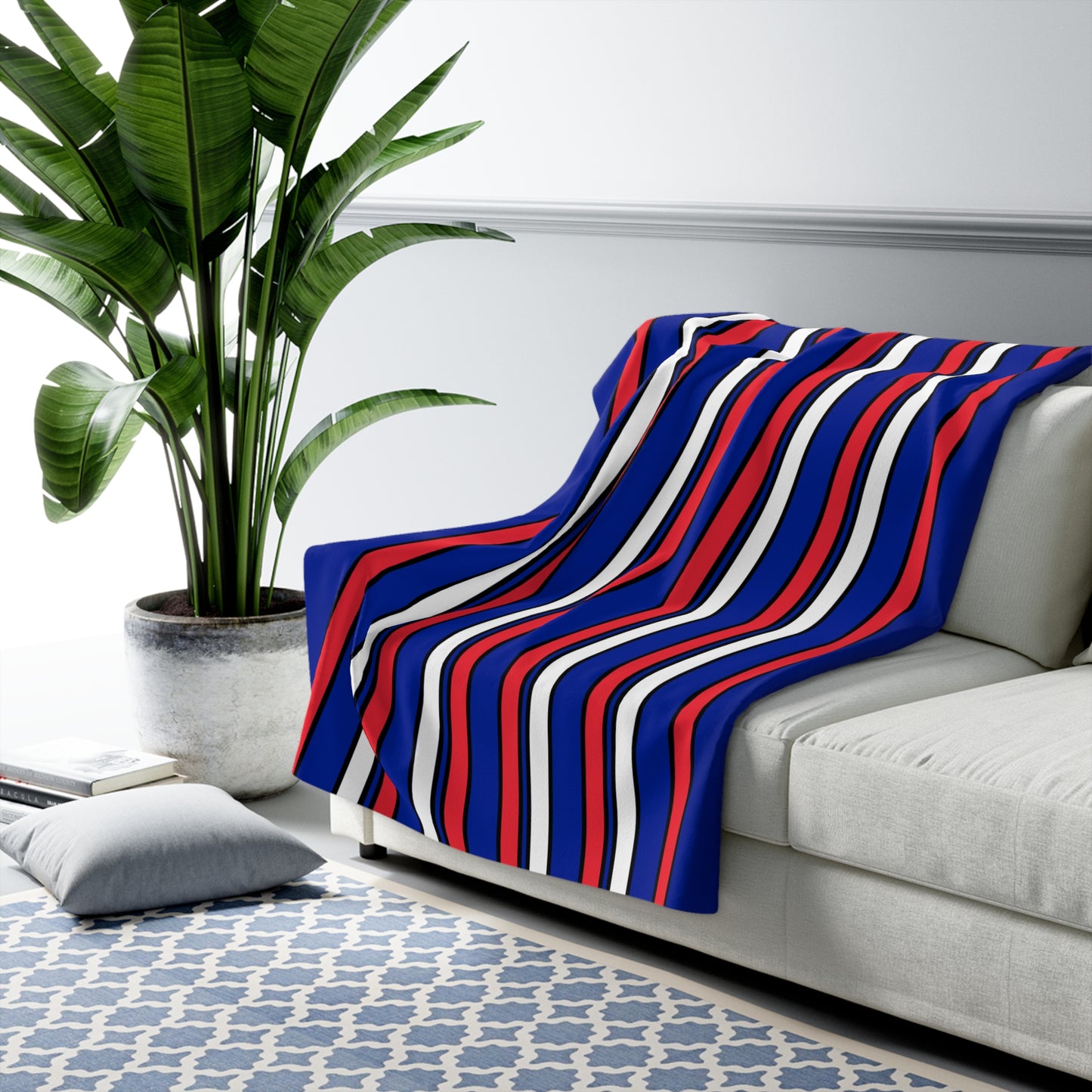 Sint Maarten Retro Stripes Blanket Throw