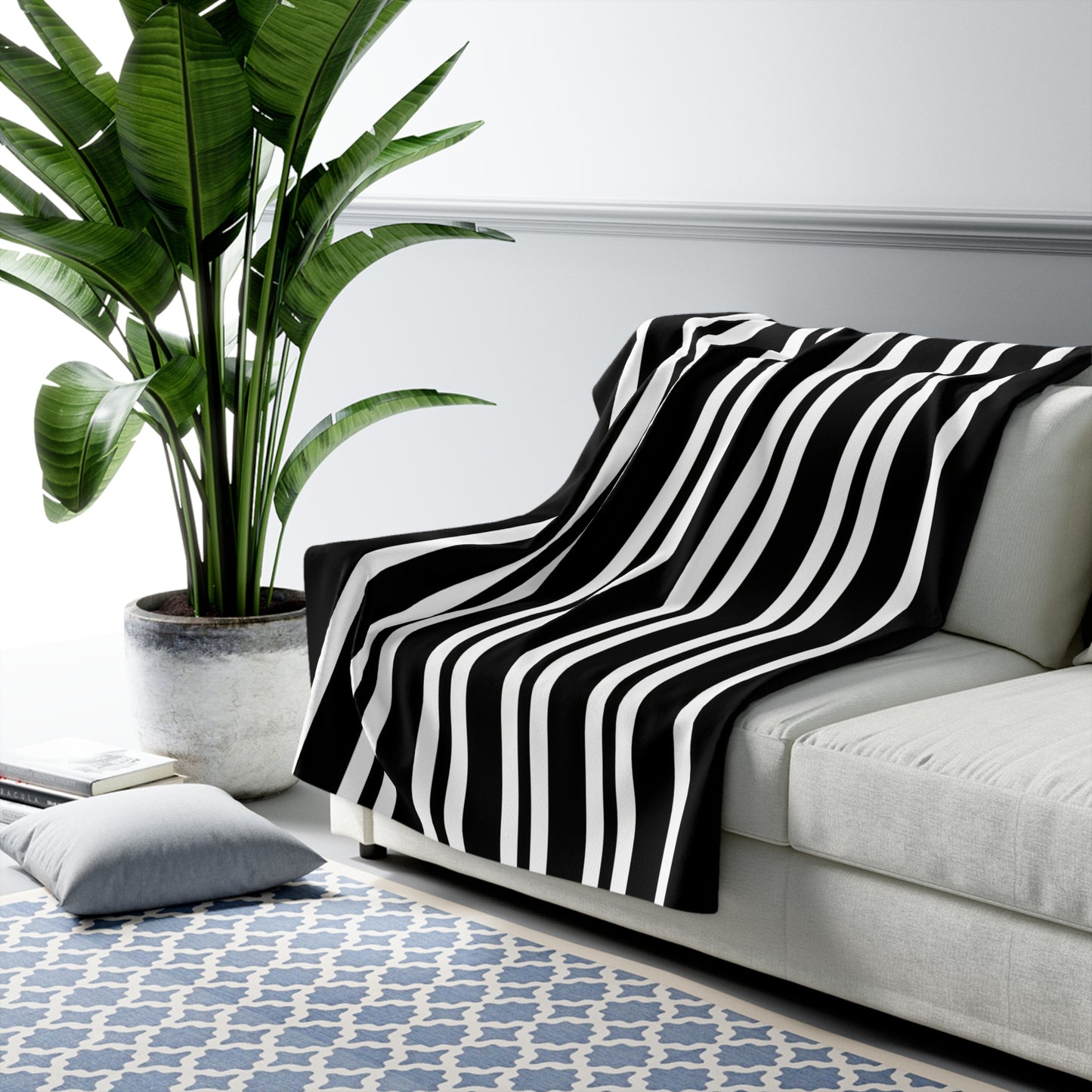 Black, White Retro Stripes Blanket Throw