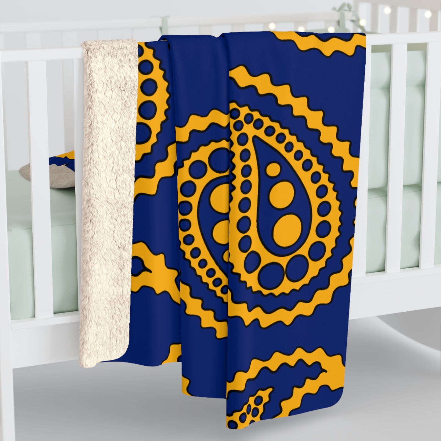 Nauru Retro Paisley Blanket Throw