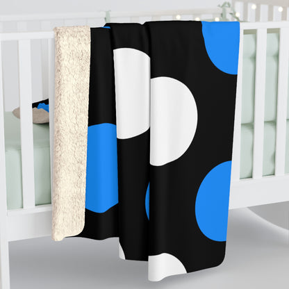 Estonia Retro Polka Dots Blanket Throw